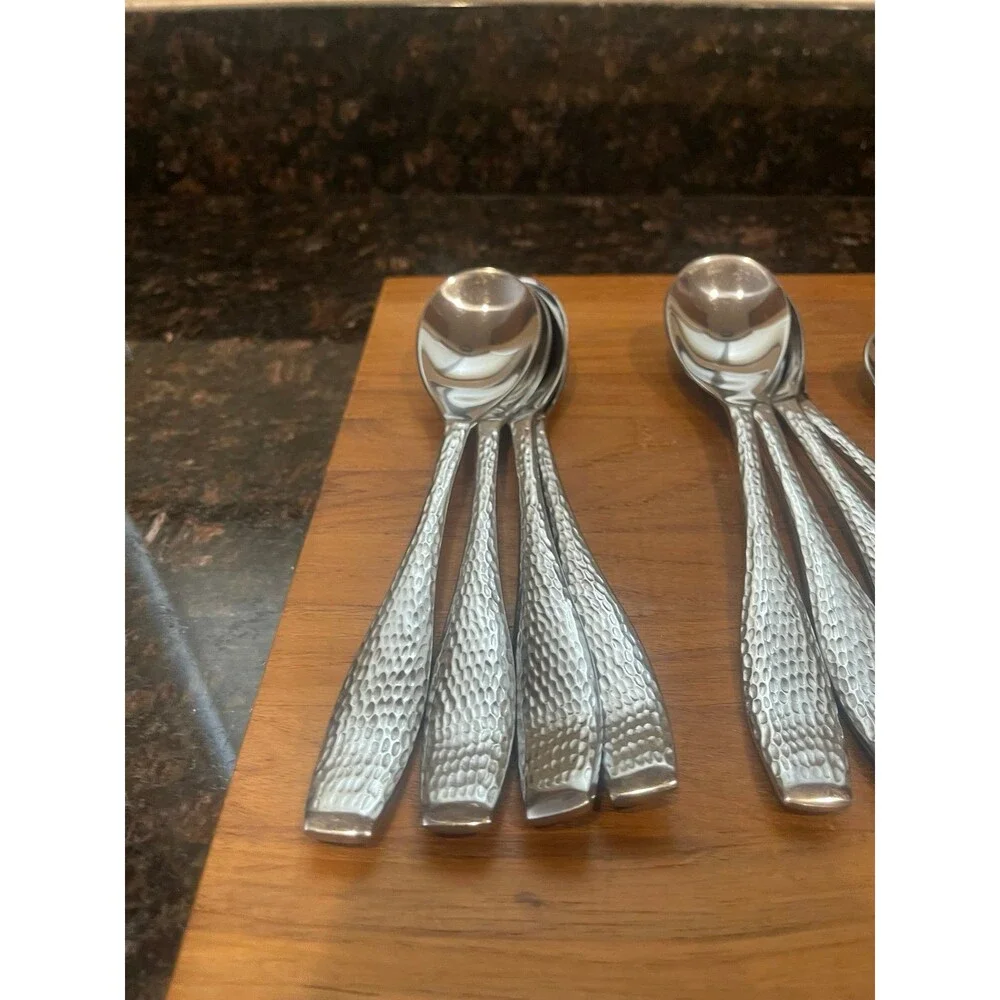 17 pc Heritage Hammered Stainless Flatware - Mixed Lot